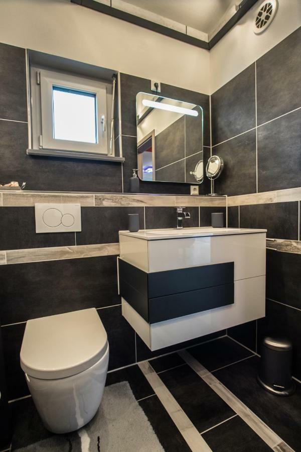 Bodensee-Fewo Modernes & Top-Ausgestattetes Appartement Incl Netflix, Fahrradgarage Uhldingen-Muehlhofen Ngoại thất bức ảnh